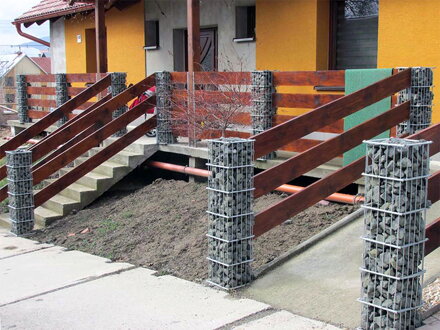 Gabiónové panely a stĺpiky