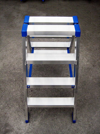 Hliníkové PROFI štafle, dvojstranný rebrík so širokými stupňami